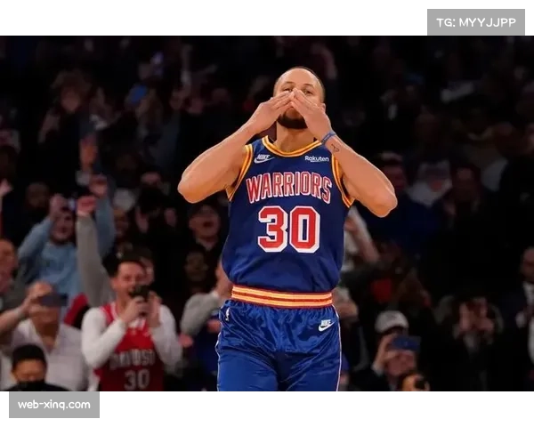 库里加冕三分王巅峰之夜 赛后珍藏比赛用球见证历史时刻